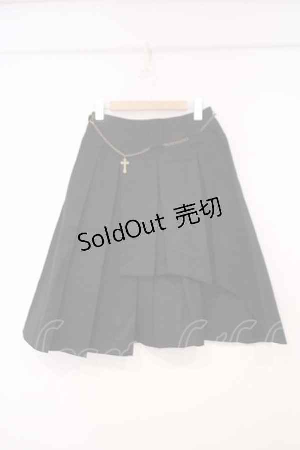 画像1: BPN / クロスチェーン付きアシメプリーツスカート M ブラック O-26-01-29-024-GO-SK-OW-OS (1)