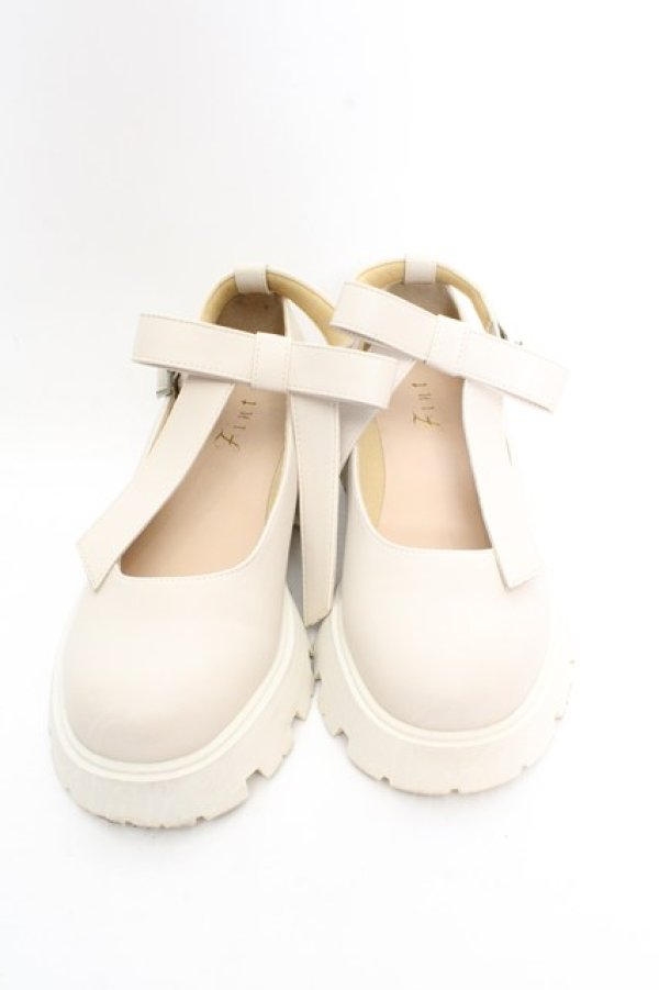 画像2: Fi.n.t / ビッグリボン厚底パンプス M アイボリー O-26-01-30-082-CA-SH-IG-OS (2)