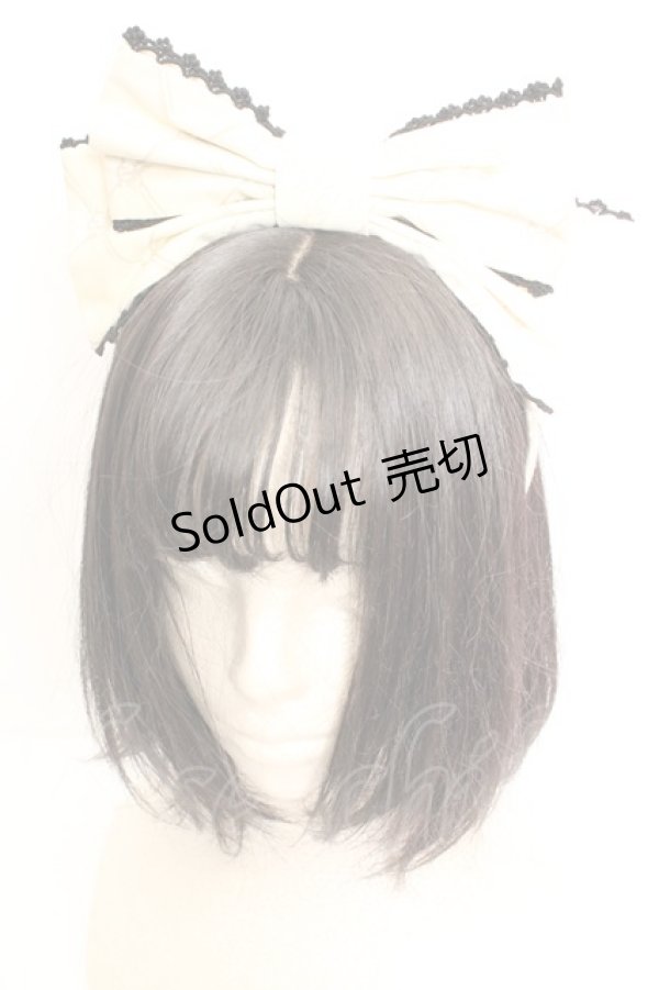 画像1: Angelic Pretty / Cinema Dollカチューシャ  オフシロ O-26-01-30-017-AP-AC-IG-ZT600-F002 (1)