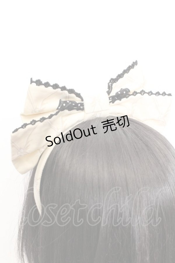 画像2: Angelic Pretty / Cinema Dollカチューシャ  オフシロ O-26-01-30-017-AP-AC-IG-ZT600-F002 (2)