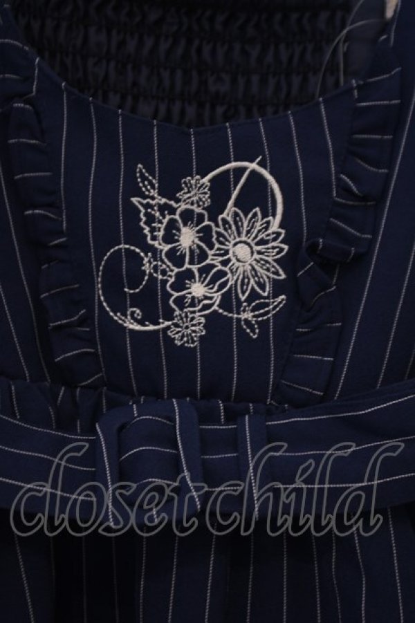 画像2: axes femme POETIQUE / 刺繍入りストライプジャンドレ M ネイビー O-26-02-03-045-AX-OP-OW-OS (2)