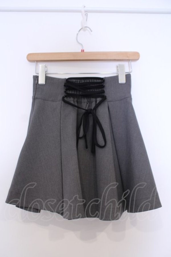 画像3: evelyn / ボリュームタックスカート F グレー O-26-02-03-1021-LO-SK-OW-OS (3)