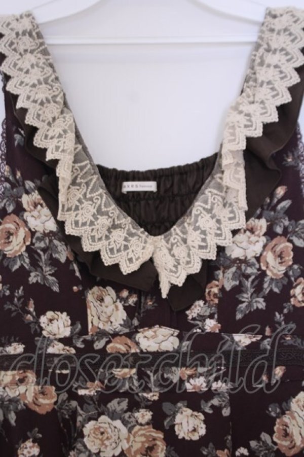 画像2: axes femme / 総バラ柄Backリボンワンピース  ブラウン O-26-02-04-1038-AX-OP-IG-OS (2)