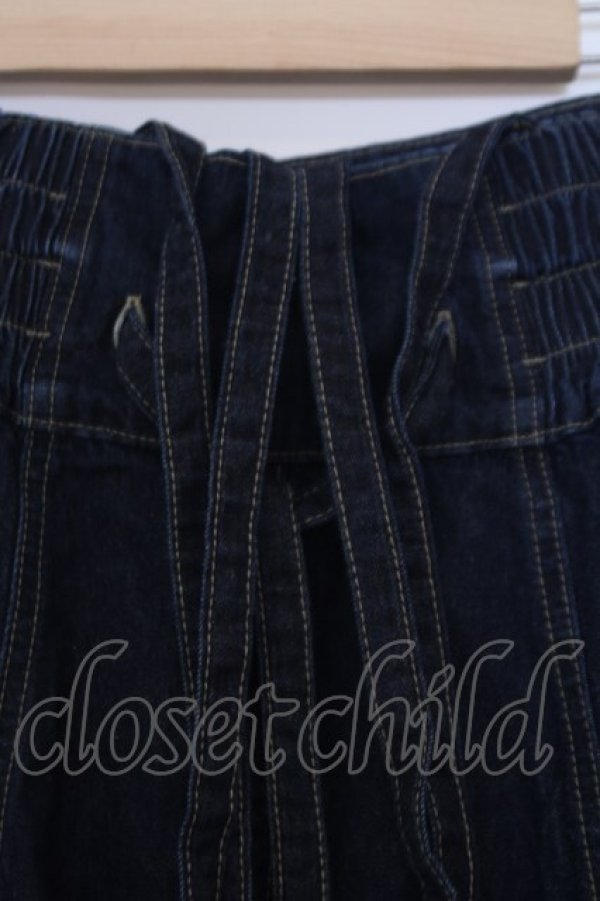 画像2: axes femme / サス付イレヘムデニムスカート  インディゴ O-26-02-04-1043-AX-SK-IG-OS (2)