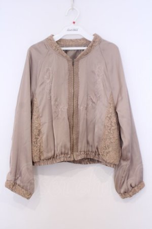画像: axes femme / 刺繍サテンブルゾン  シャンパーンベージュ O-26-02-04-1050-AX-JA-IG-OS