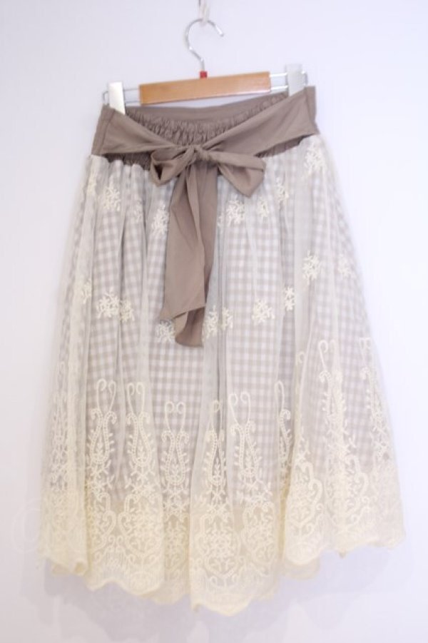 画像3: axes femme POETIQUE / 刺繍チュールギンガムリネンスカート  生成り O-26-02-04-1059-AX-SK-IG-OS (3)