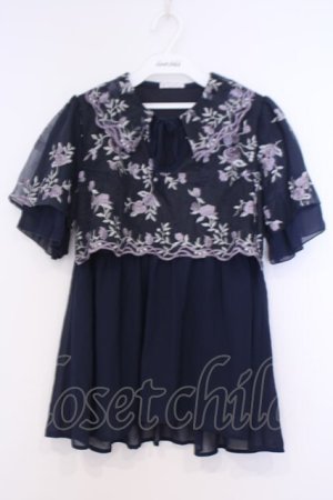 画像: axes femme / チュール刺繍ロングシャツ  ネイビー O-26-02-04-1075-AX-BL-IG-OS