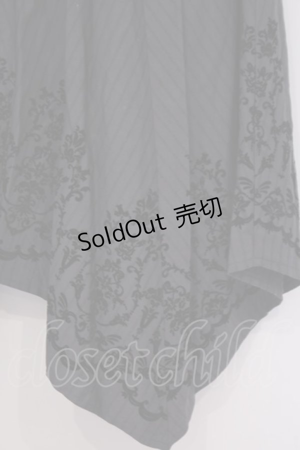 画像2: axes femme / フロッキーPTイレヘムスカート  グレー×クロ O-26-02-04-1027-AX-SK-IG-OS (2)