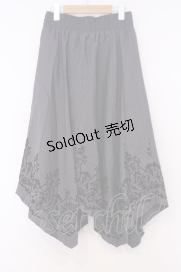 画像3: axes femme / フロッキーPTイレヘムスカート  グレー×クロ O-26-02-04-1027-AX-SK-IG-OS (3)