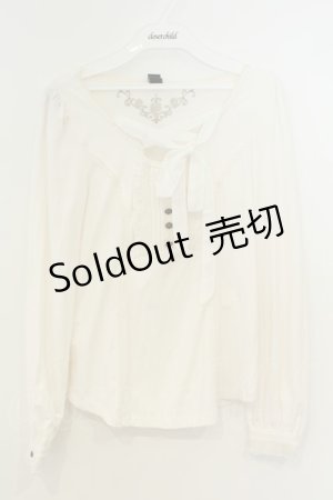 画像: Ozz oneste / レースアップ裏起毛カットソー  ホワイト O-26-02-06-041-OO-TO-OW-OS