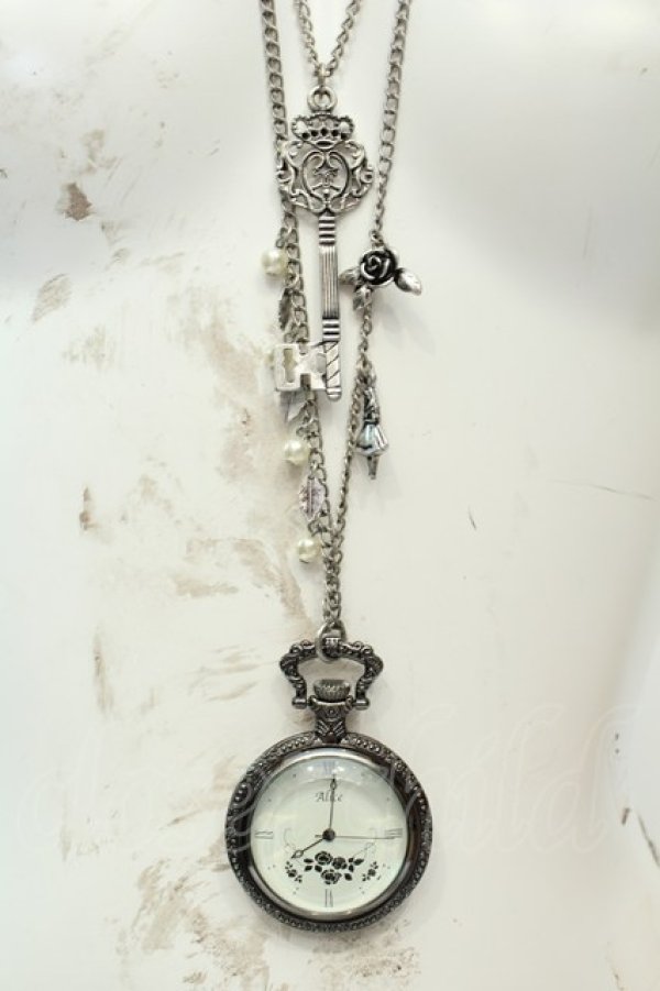 画像1: axes femme / アリス懐中時計ネックレス  シルバー O-26-02-06-1059-AX-AC-OW-OS (1)
