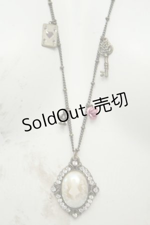 画像: axes femme / DISNEYコラボアリスカボションネックレス  アンティークゴールド O-26-02-06-1062-AX-AC-OW-OS