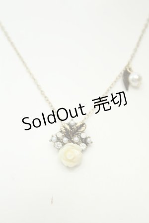 画像: axes femme / プチローズモチーフネックレス  ゴールド O-26-02-06-1070-AX-AC-OW-OS