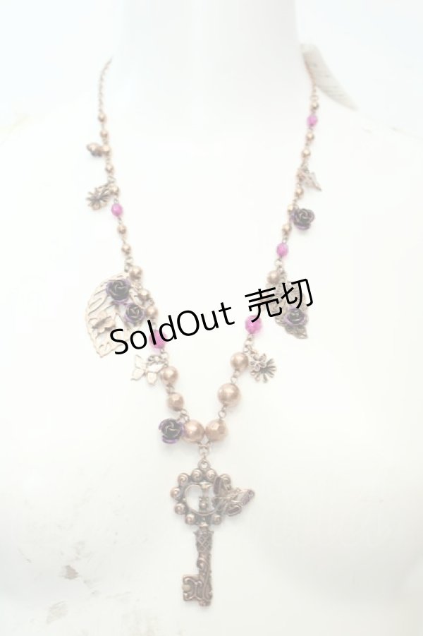 画像1: axes femme / バタフライキーモチーフネックレス  ゴールド O-26-02-06-1076-AX-AC-OW-OS (1)