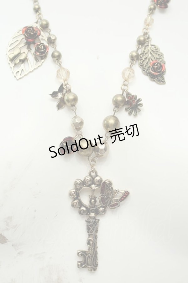 画像2: axes femme / バタフライキーモチーフネックレス  アンティークゴールド O-26-02-06-1008-AX-AC-OW-OS (2)