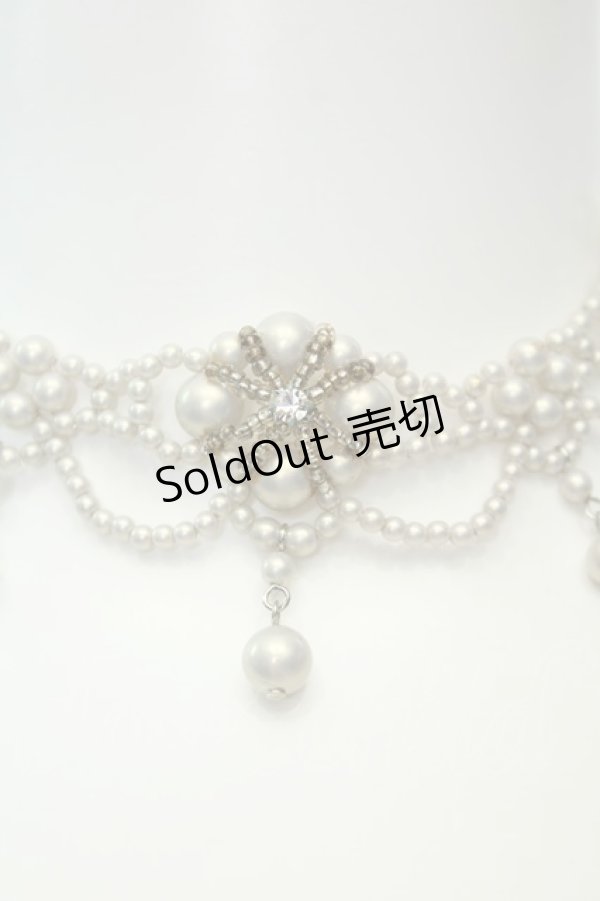 画像2: axes femme / ドロップストーン使いパールチョーカー  シルバー O-26-02-06-1081-AX-AC-OW-OS (2)