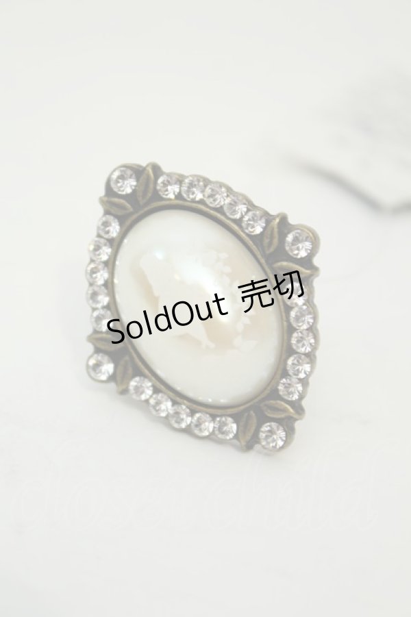 画像1: axes femme / DISNEYアリスコラボカボションリング  ゴールド O-26-02-06-1132-AX-AC-OW-OS (1)