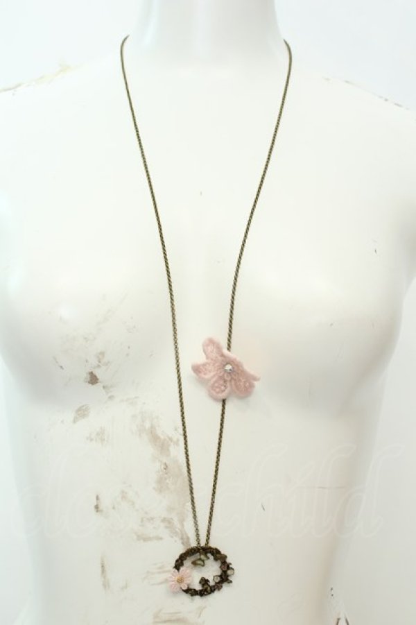 画像2: axes femme / お花＆リースモチーフネックレス  ゴールド O-26-02-06-1041-AX-AC-OW-OS (2)