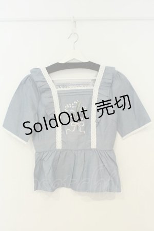 画像: axes femme / ミュゲフルール刺繍トップス F ブルー O-26-02-06-016-AX-TO-OW-OS