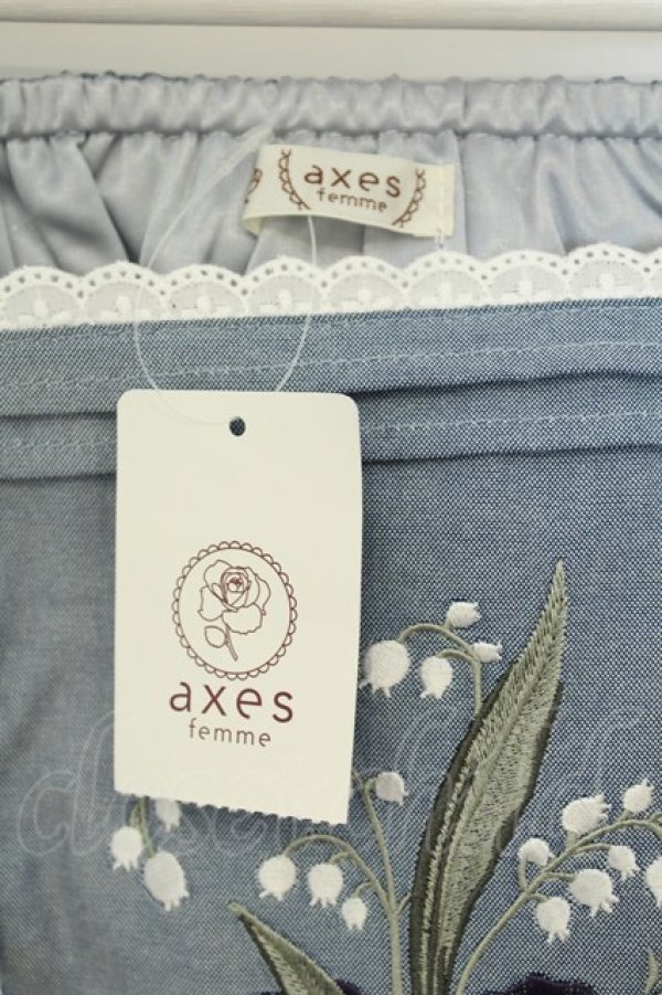 画像3: axes femme / ミュゲフルール刺繍トップス F ブルー O-26-02-06-016-AX-TO-OW-OS (3)