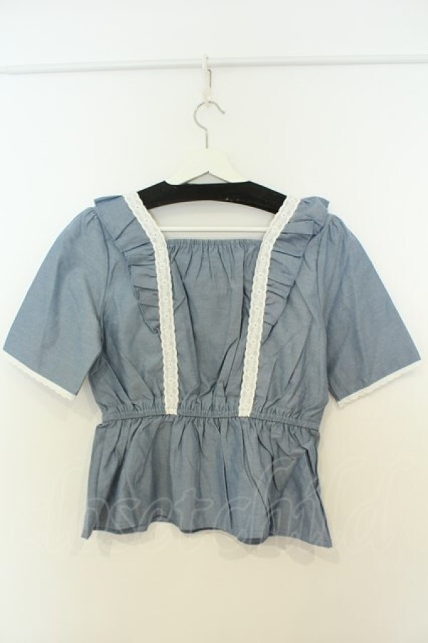 画像4: axes femme / ミュゲフルール刺繍トップス F ブルー O-26-02-06-016-AX-TO-OW-OS (4)