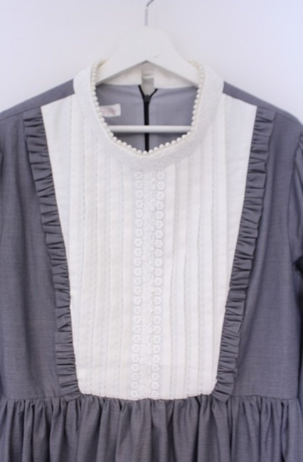 画像2: 海外ロリータ / ヨークタックワンピース 2XL グレー×シロ O-26-02-07-1013-LO-OP-IG-OS (2)