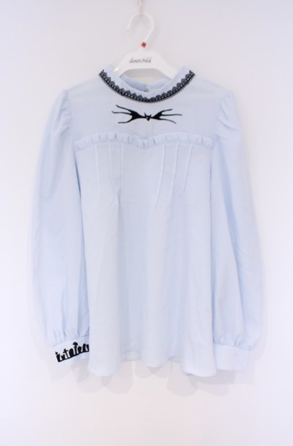 画像1: axes femme POETIQUE / ナイトメアー・ビフォア・クリスマス／刺繍ブラウス  サックス O-26-02-07-1003-AX-BL-IG-OS (1)