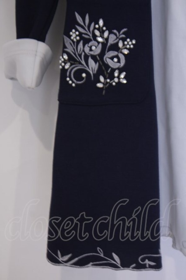 画像2: axes femme / フード付き刺繍コーディガン  ネイビー O-26-02-07-021-AX-JA-IG-OS (2)