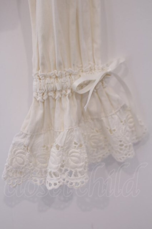 画像3: BABY,THE STARS SHINE BRIGHT / ローズレースブラウス  生成り O-26-02-09-031-BA-BL-IG-OS (3)