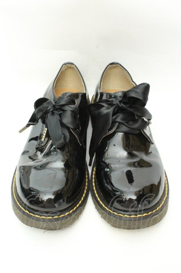 画像1: Fi.n.t / レースアップエナメルシューズ M クロ O-26-02-12-002-CA-SH-OW-OS (1)