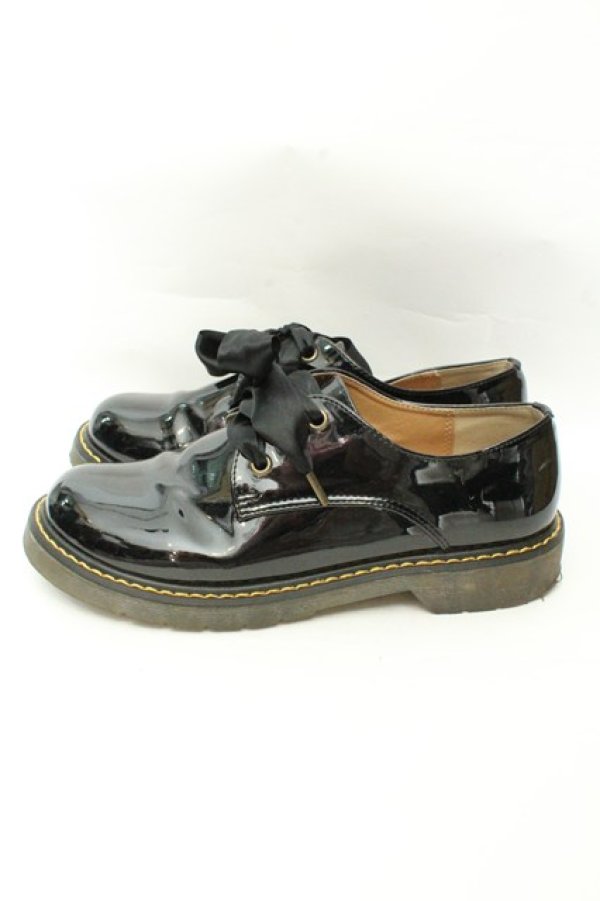 画像2: Fi.n.t / レースアップエナメルシューズ M クロ O-26-02-12-002-CA-SH-OW-OS (2)