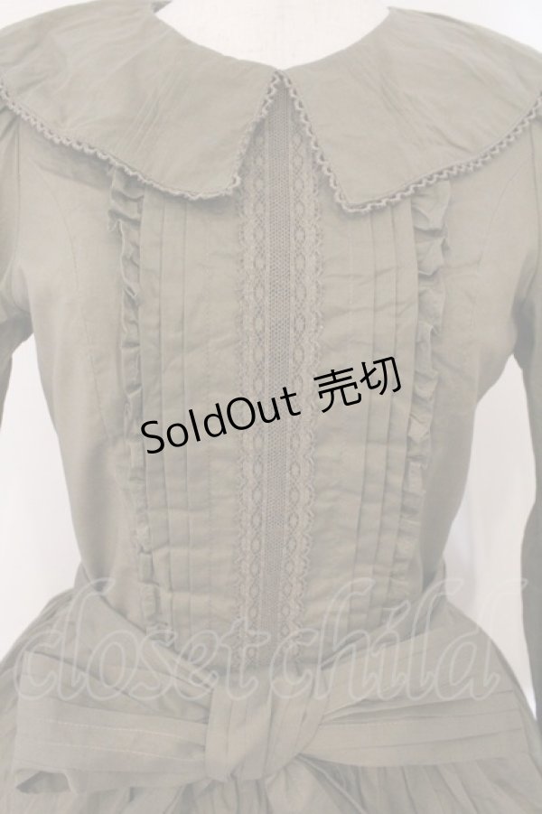 画像2: Victorian maiden / コットンドールローウエストドレス  カーキグリーン O-26-02-16-032-CL-OP-OW-OS (2)