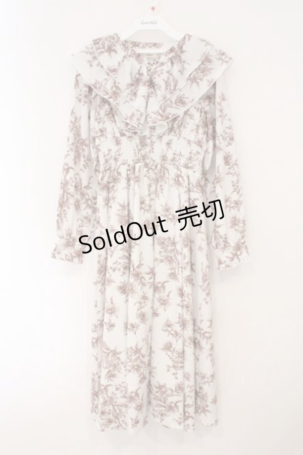 画像1: evelyn / 花柄シャーリングワンピース  シロ×ブラウン O-26-02-16-054-LO-OP-OW-OS (1)