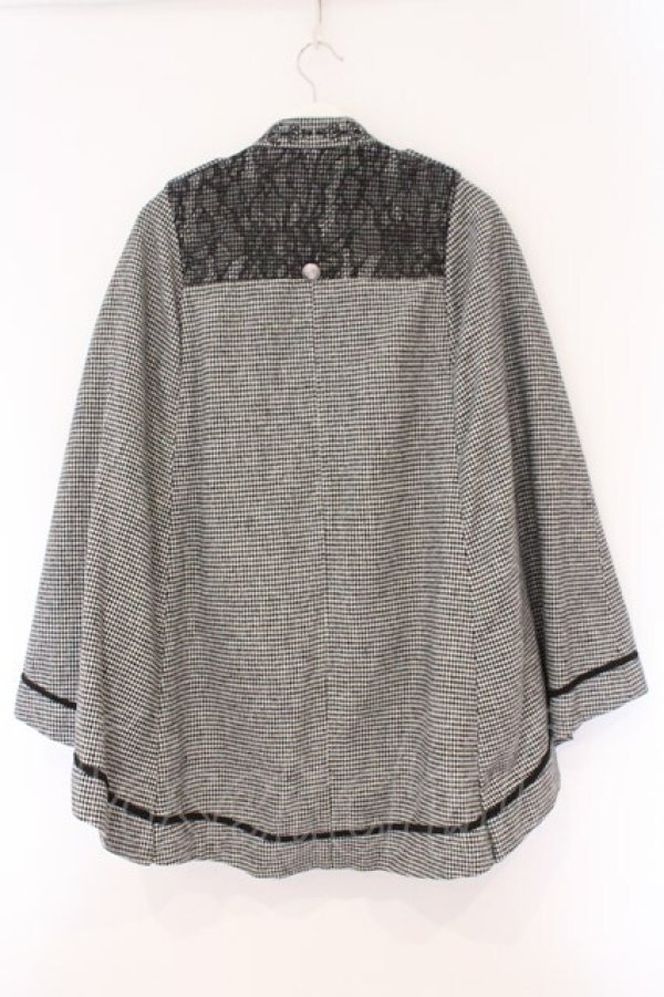 画像3: axes femme / ダブルボタンケープコート F クロ×シロ O-26-02-17-039-AX-CO-IG-OS (3)