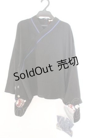 画像: Amavel / 手まりの遊びとシマエナガ和風ブラウス F クロ O-26-02-18-056-CA-BL-OW-OS