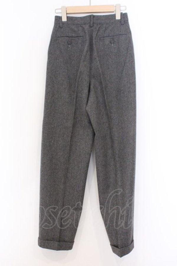 画像3: INGEBORG / タックパンツ  グレー O-26-02-18-1050-LO-PA-IG-OS (3)