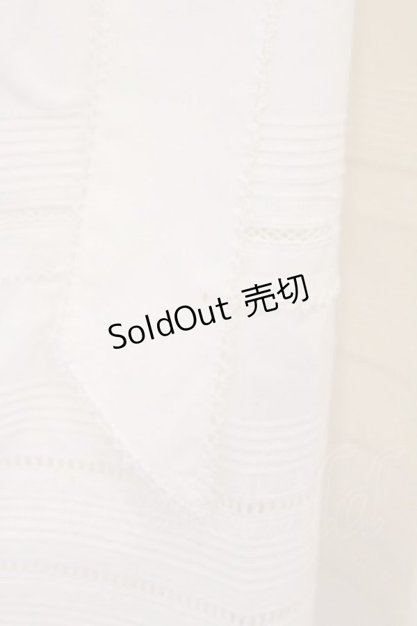 画像2: KANEKO ISAO / パールボタン前開きスカート  オフシロ O-26-02-18-1058-EL-SK-IG-OS (2)