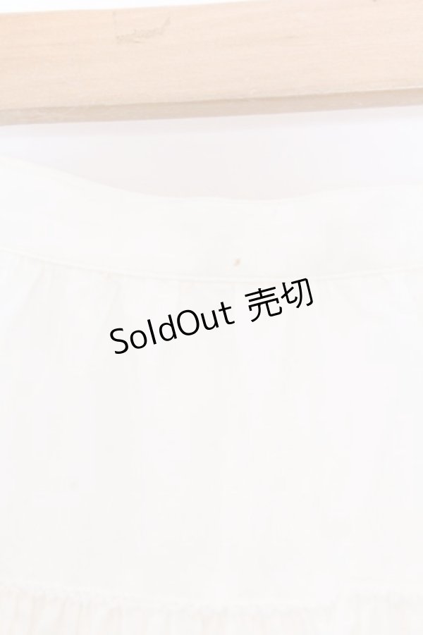 画像4: KANEKO ISAO / パールボタン前開きスカート  オフシロ O-26-02-18-1058-EL-SK-IG-OS (4)