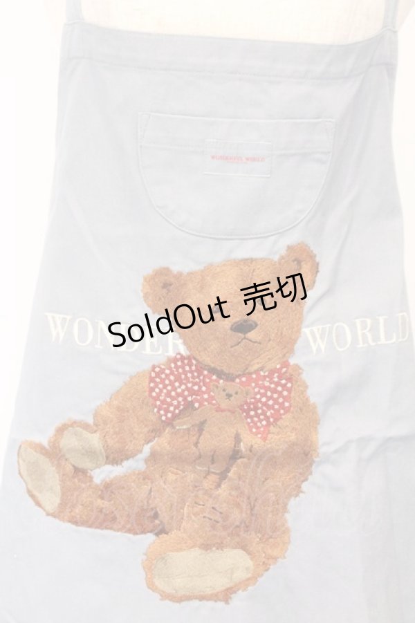 画像2: WONDERFUL WORLD / くま刺繍エプロン  ブルー O-26-02-18-1009-LO-OP-IG-OS (2)