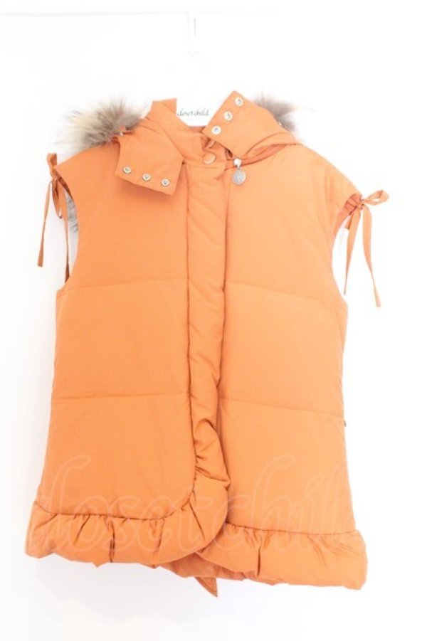 画像1: INGEBORG / たぬきファーダウンベウスト  オレンジ O-26-02-18-1086-LO-JA-IG-OS (1)