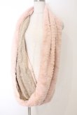画像2: axes femme / ボアニットスヌード 180×29cm ピンク×ベージュ O-26-02-18-1003-AX-ZA-IG-OS (2)