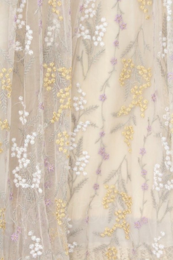 画像2: axes femme / 刺繍チュールスカート  ベージュ系 O-26-02-18-1030-AX-SK-IG-OS (2)