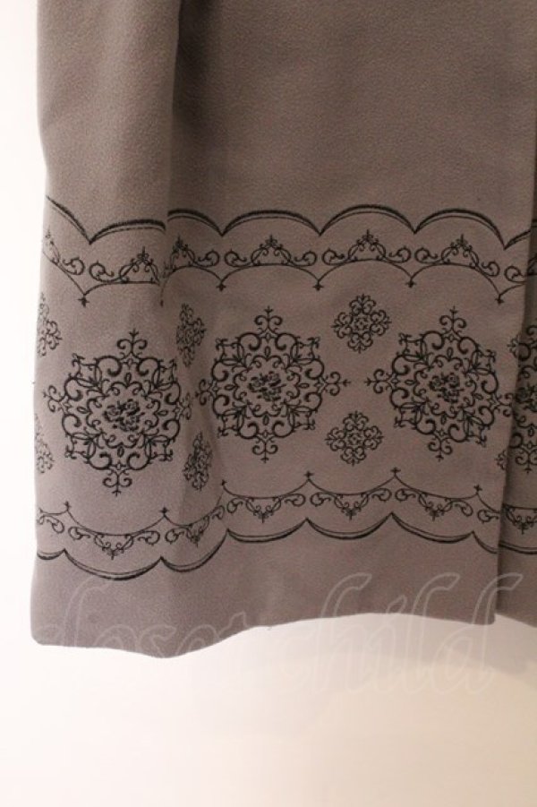 画像2: axes femme / パネル刺繍ダッフルコート M グレー O-26-02-18-013-AX-CO-IG-OS (2)