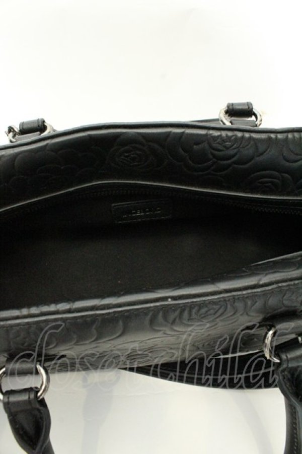 画像4: INGEBORG / カメリア柄型押し２ＷＡＹボストンバッグ  クロ O-26-02-19-038-LO-BG-IG-OS (4)