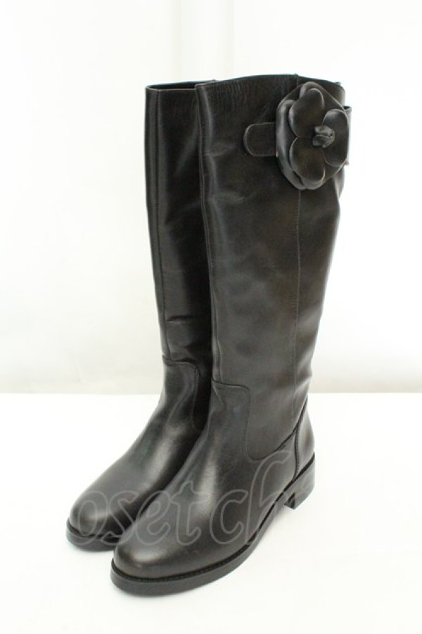 画像1: INGEBORG / カメリアコサージュベルテッドブーツ 22.5cm クロ O-26-02-19-052-LO-SH-IG-OS (1)