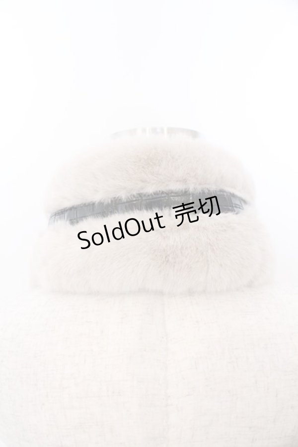 画像3: axes femme / ベルトファーティペット  ベージュ O-26-02-19-1001-AX-ZA-IG-OS (3)