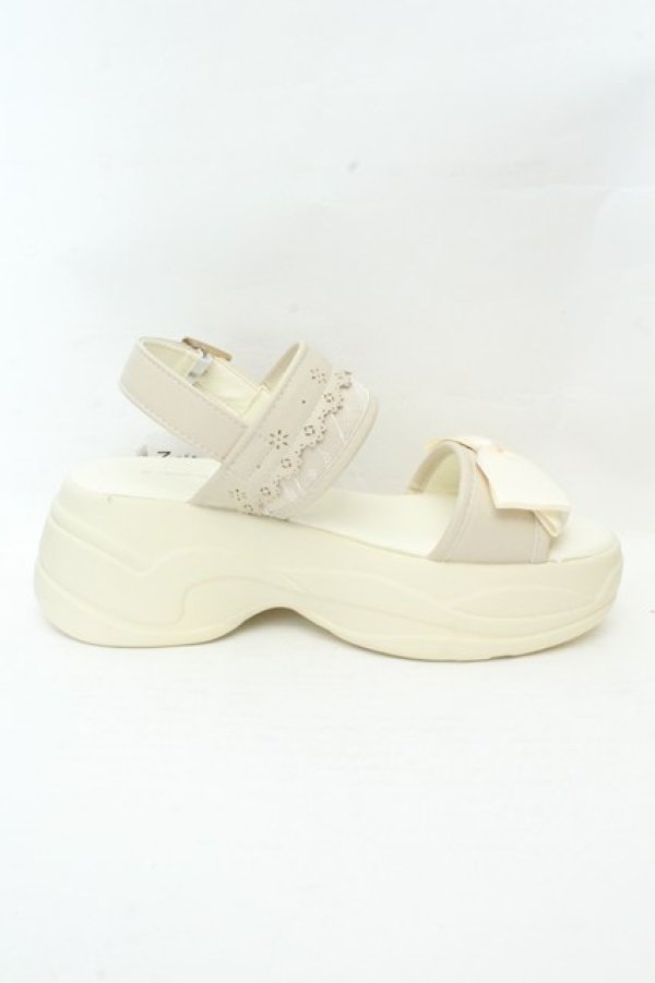 画像4: m petit by misako / AMリボンスニーカーサンダル S キナリ O-26-02-19-074-LO-SH-OW-OS (4)