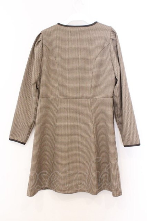 画像3: Fi.n.t / レイヤード風チェックミニワンピース  ブラウン O-26-02-21-078-CA-OP-IG-OS (3)