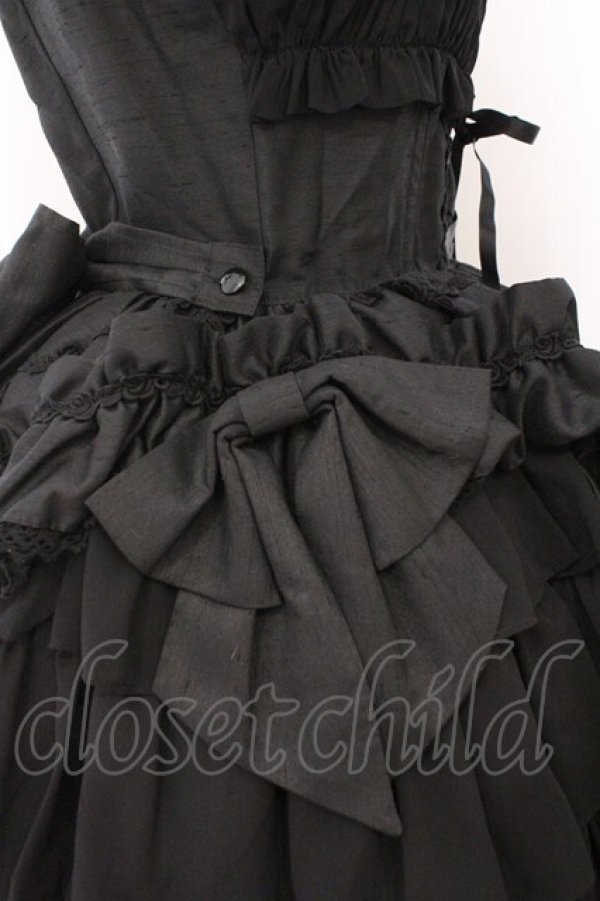 画像4: ALICE and the PIRATES / ギャザーシフォンジャンパースカート  クロ O-26-02-21-008-PA-OP-IG-OS (4)
