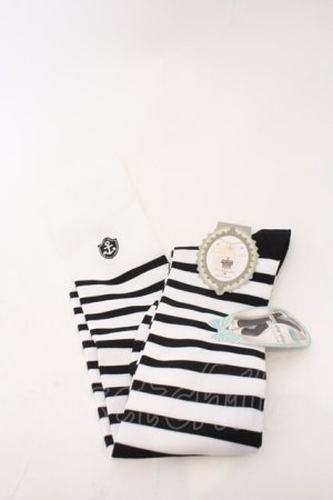 画像: LOLITAその他 / ソックス  クロ×シロ O-26-02-22-024-LO-ZA-OW-OS